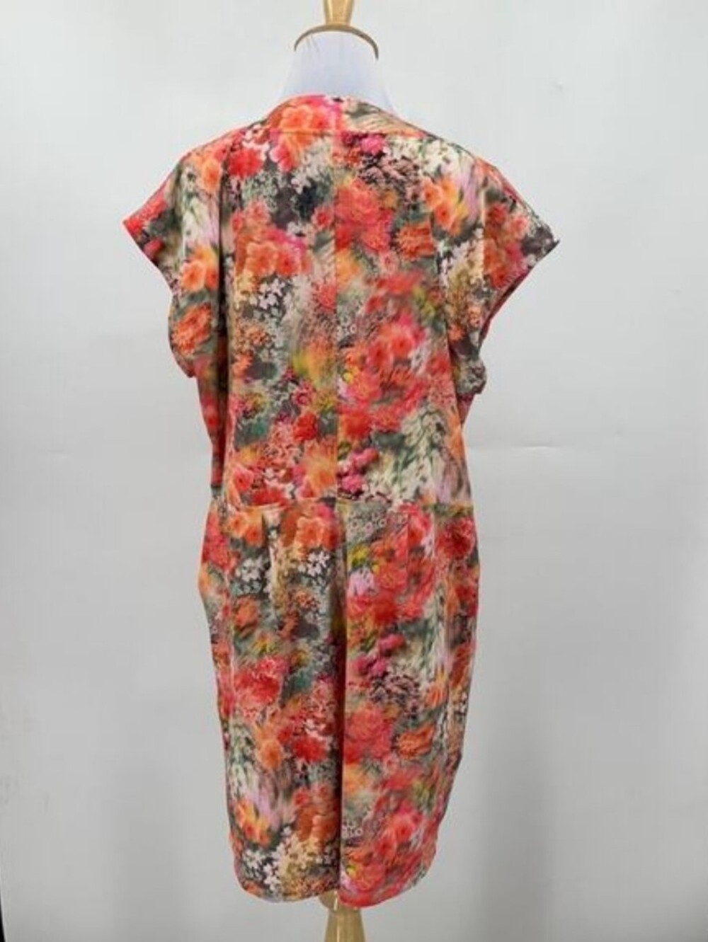 Athleta Marlow Floral Romper Large Tie Waist V Neck Cap Sleeve - Picture 8 of 15